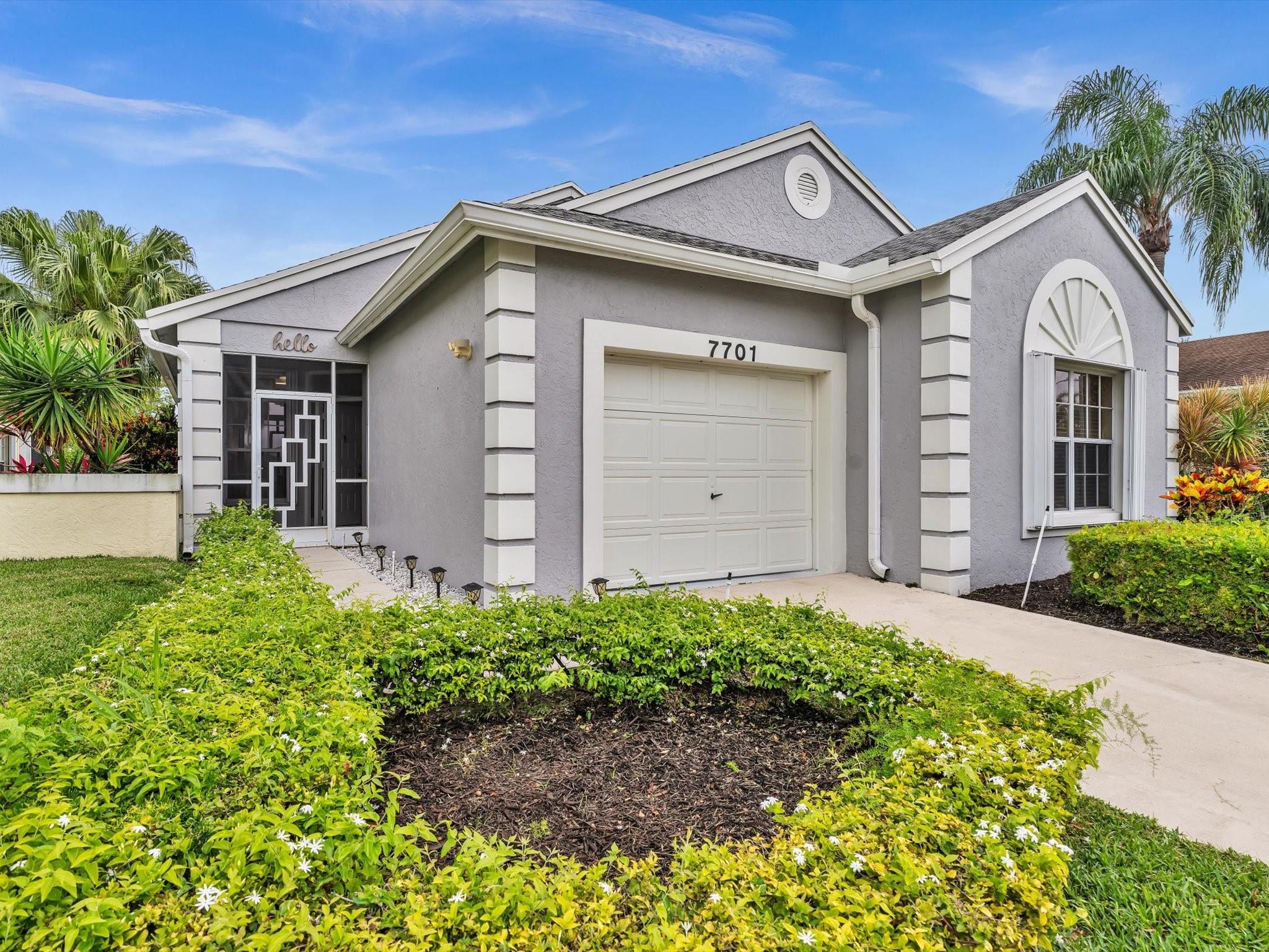 PINE RIDGE AT DELRAY BEAC - Residential