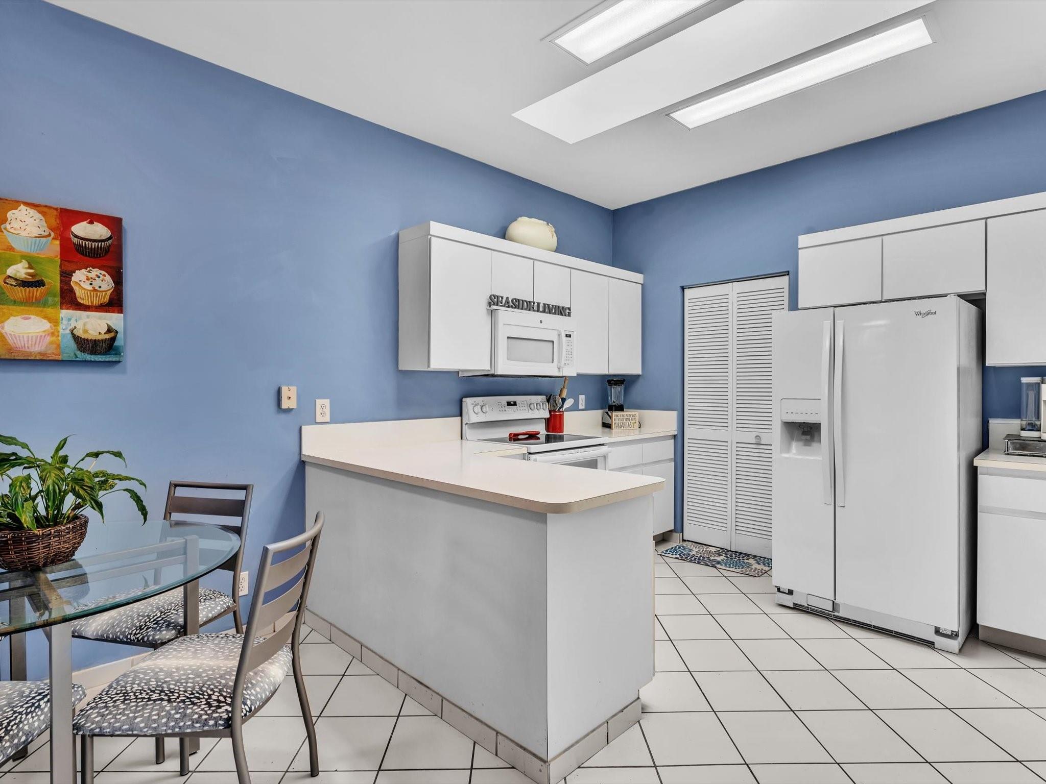 PINE RIDGE AT DELRAY BEAC - Residential