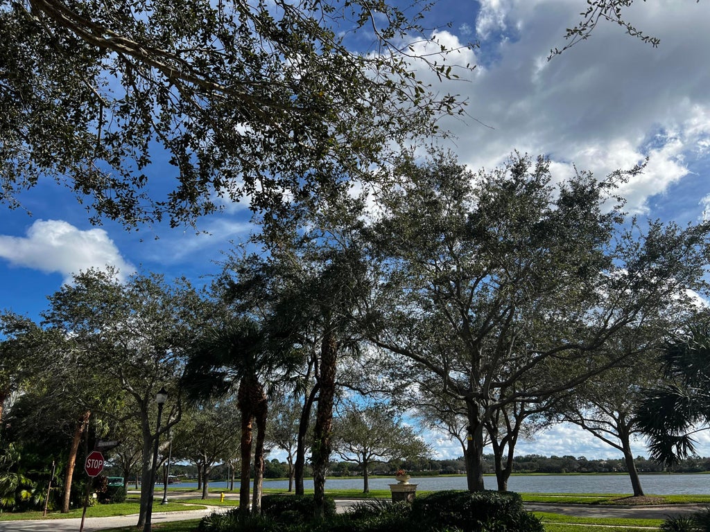 Photo of 509 Tomahawk Court, Palm Beach Gardens, FL 33410 (MLS # R10939772)
