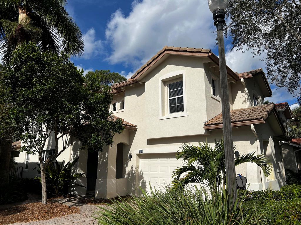 Photo of 509 Tomahawk Court, Palm Beach Gardens, FL 33410 (MLS # R10939772)
