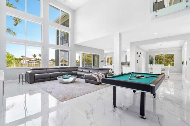 ISLES AT WELLINGTON 3 - Residential