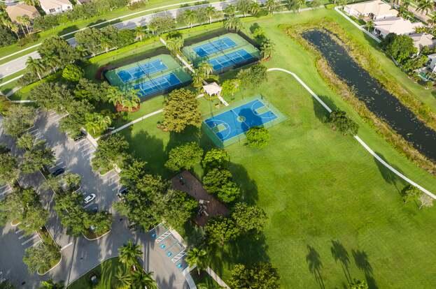 ISLES AT WELLINGTON 3 - Residential