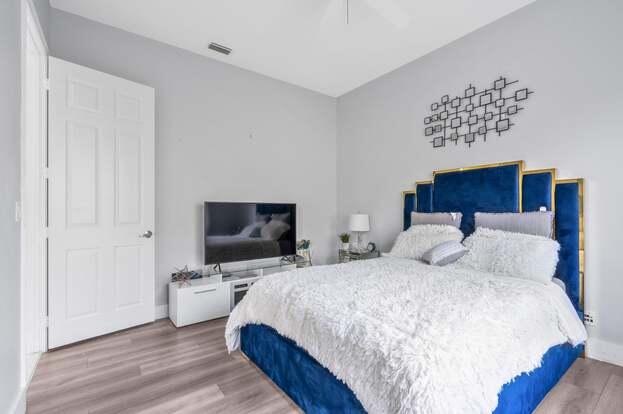 ISLES AT WELLINGTON 3 - Residential