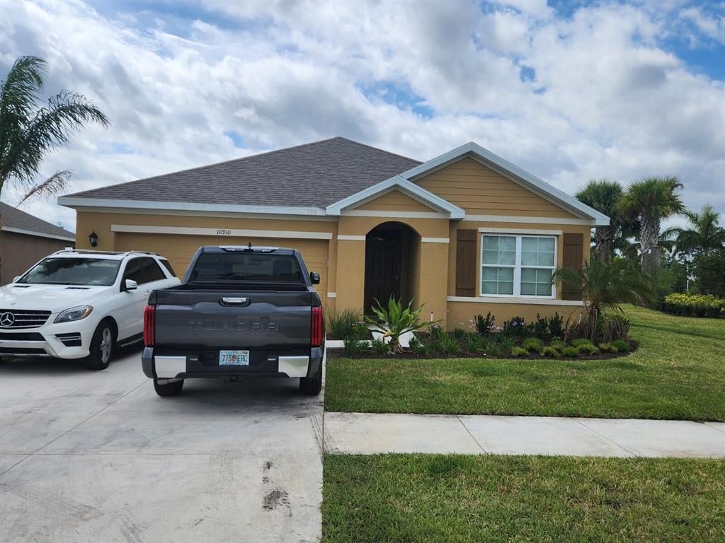 Photo of 10910 Pacini Way, Port St Lucie, FL 34987 (MLS # R10879616)
