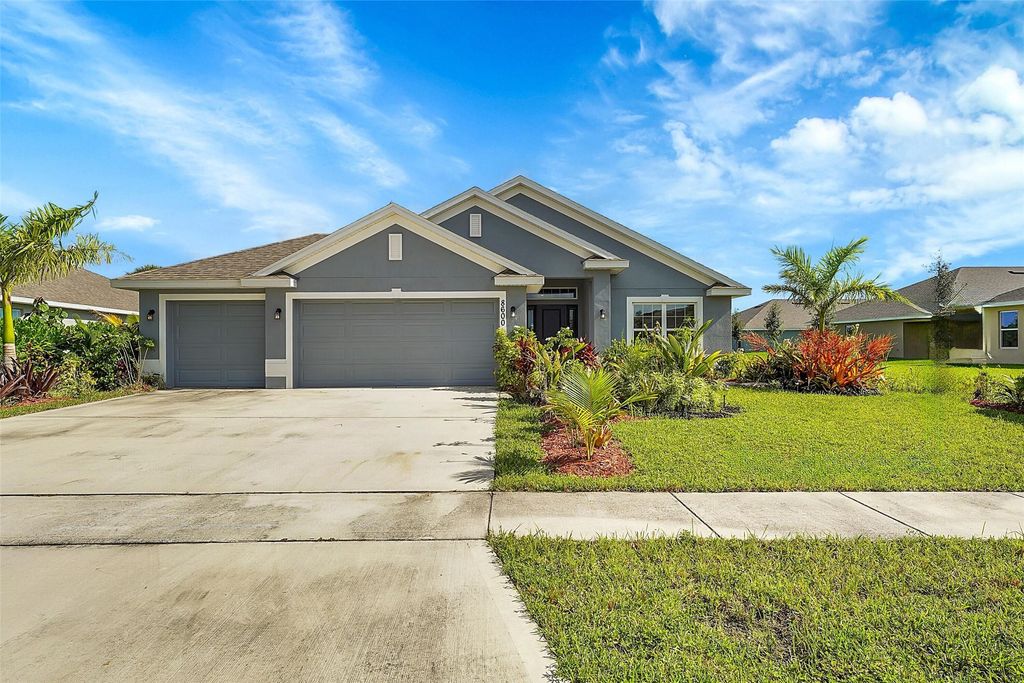 Photo of 8600 Merano Avenue, Fort Pierce, FL 34951 (MLS # B26002508)