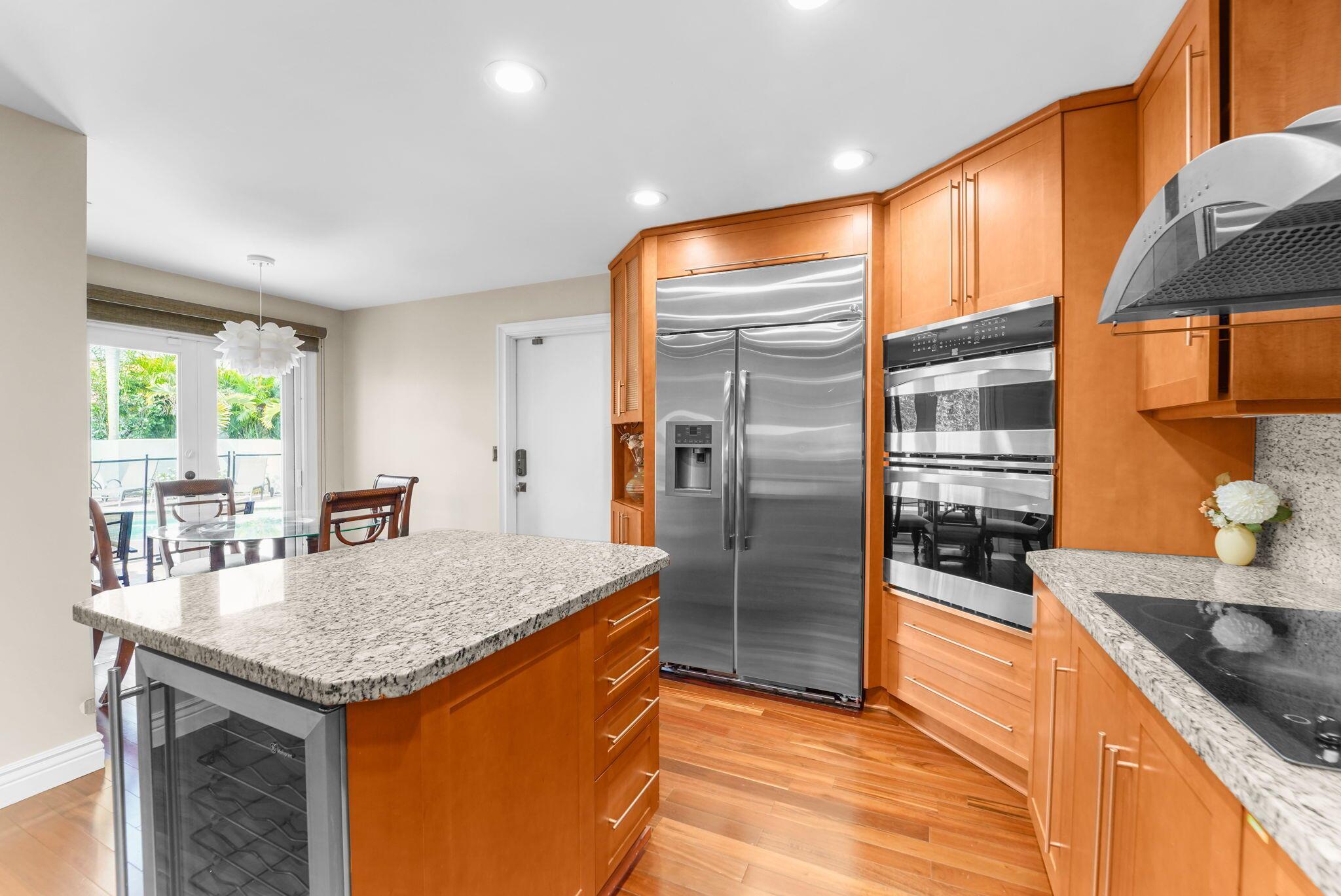 DEL MAR VILLAGE - Residential