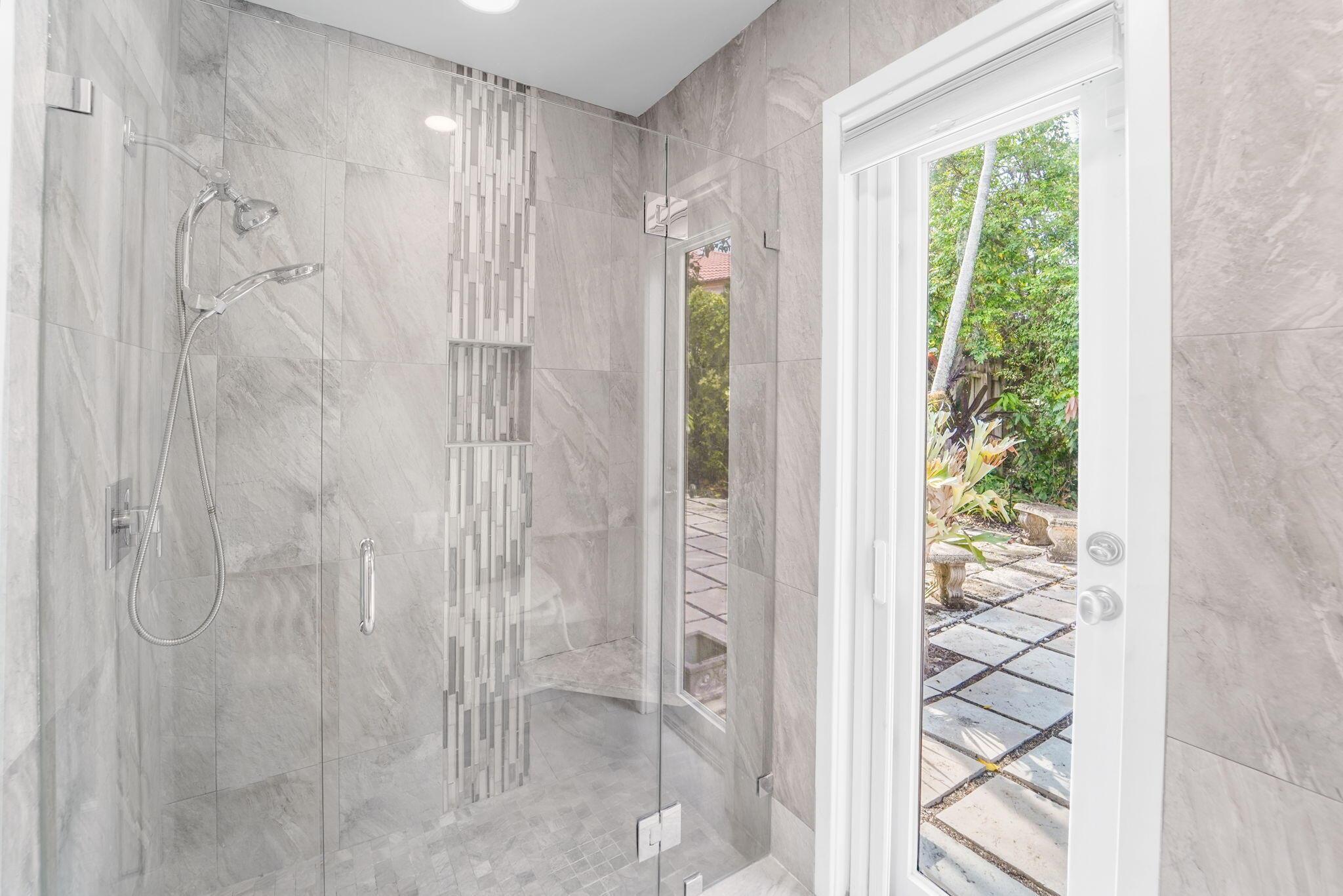 DEL MAR VILLAGE - Residential