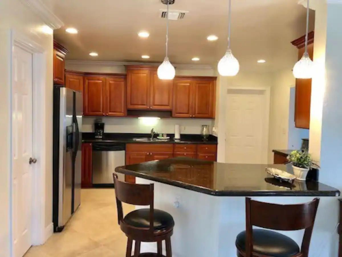 3211 Seaward Drive