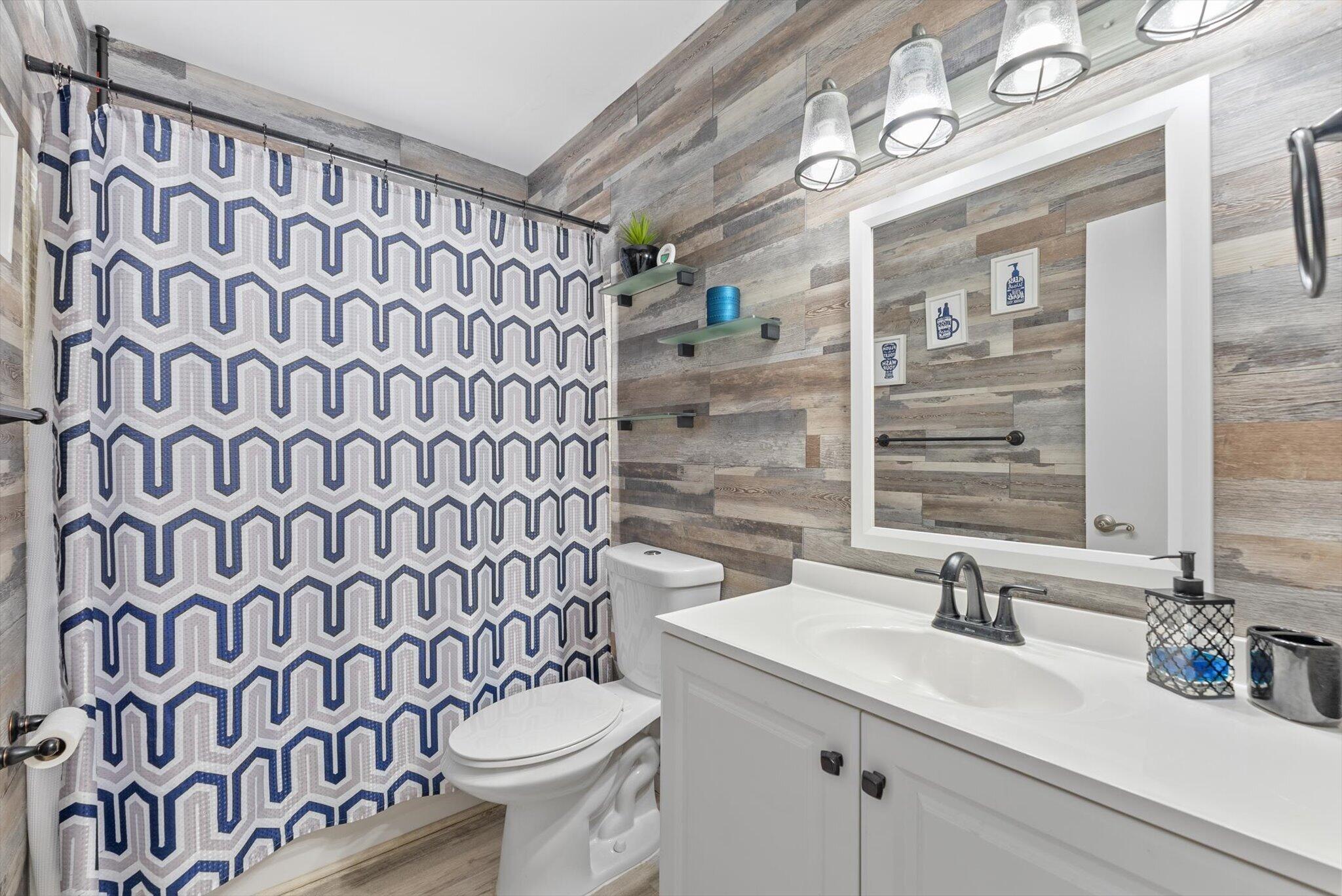 MAYFAIR APT CO-OP - Residential