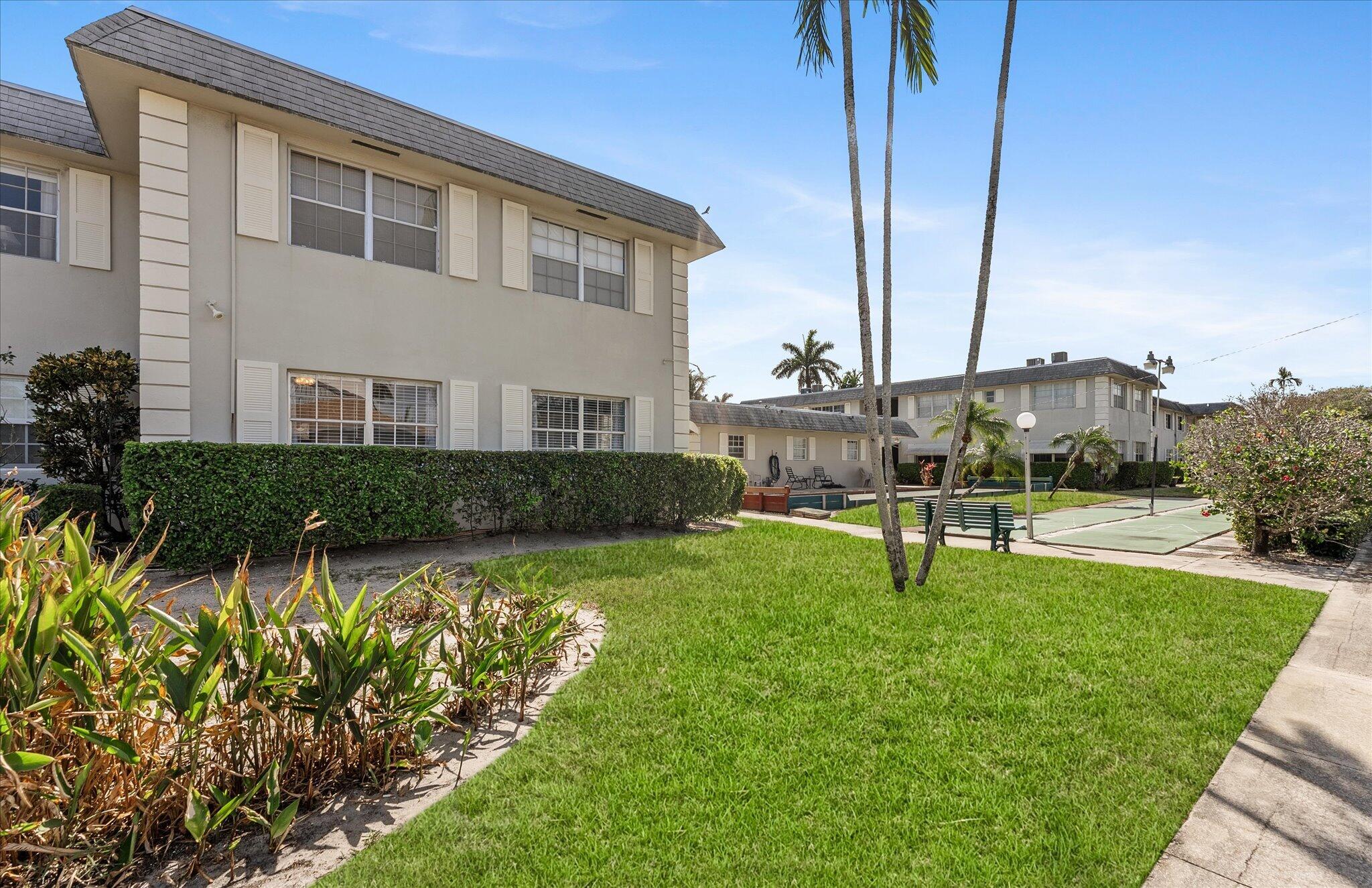 MAYFAIR APT CO-OP - Residential