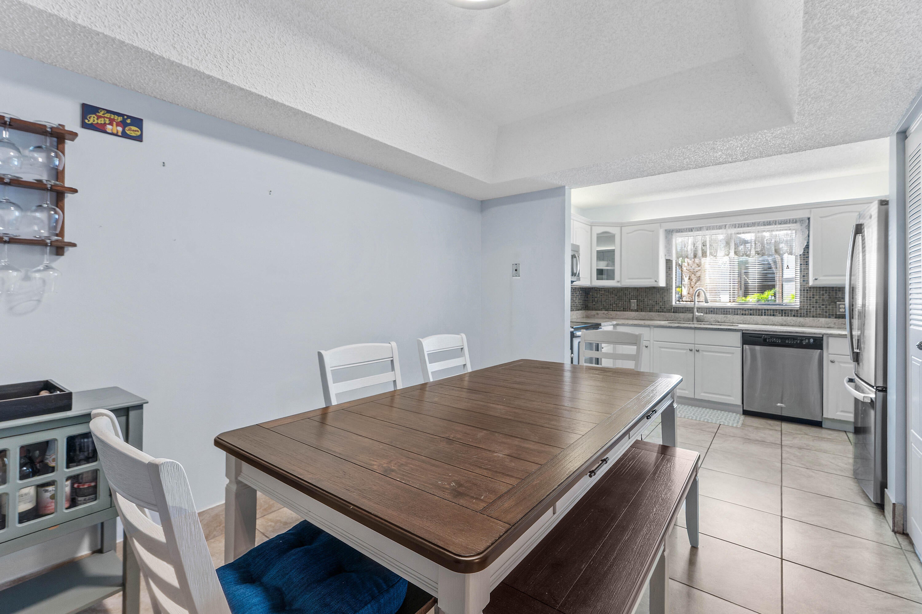 Properties 1611 Cabot Lane 3