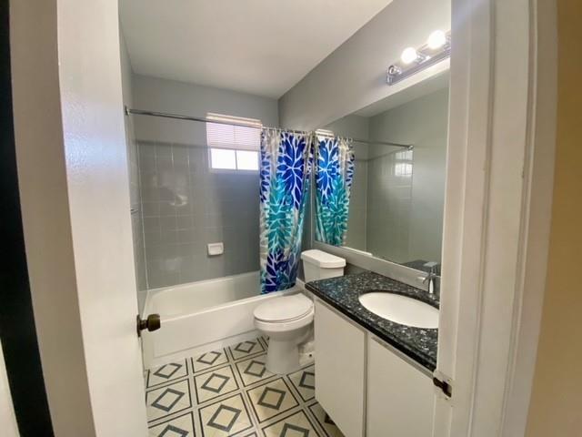 Villas At Woodland Greens - Residential