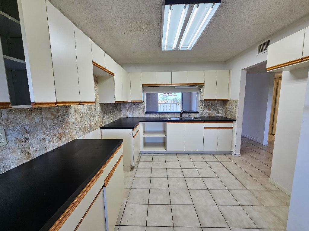 FAIRWAY CLUB CONDO - Residential