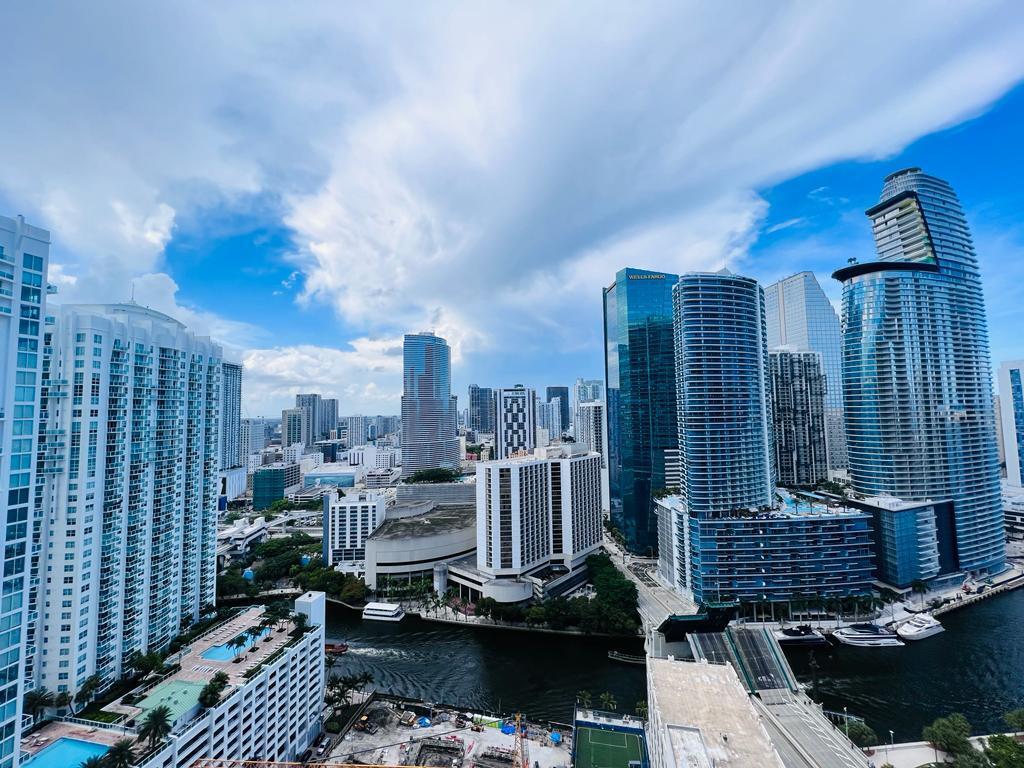 500 BRICKELL EAST CONDO - Residential Lease