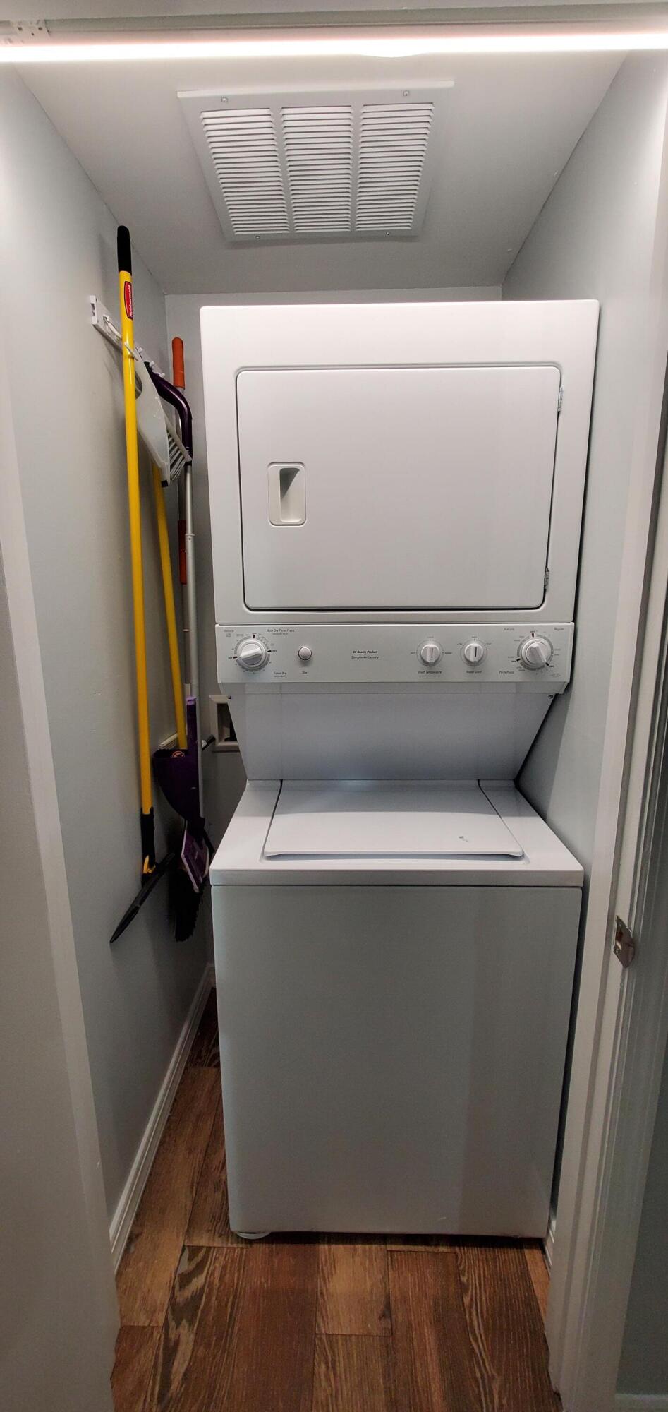 500 BRICKELL EAST CONDO - Residential Lease