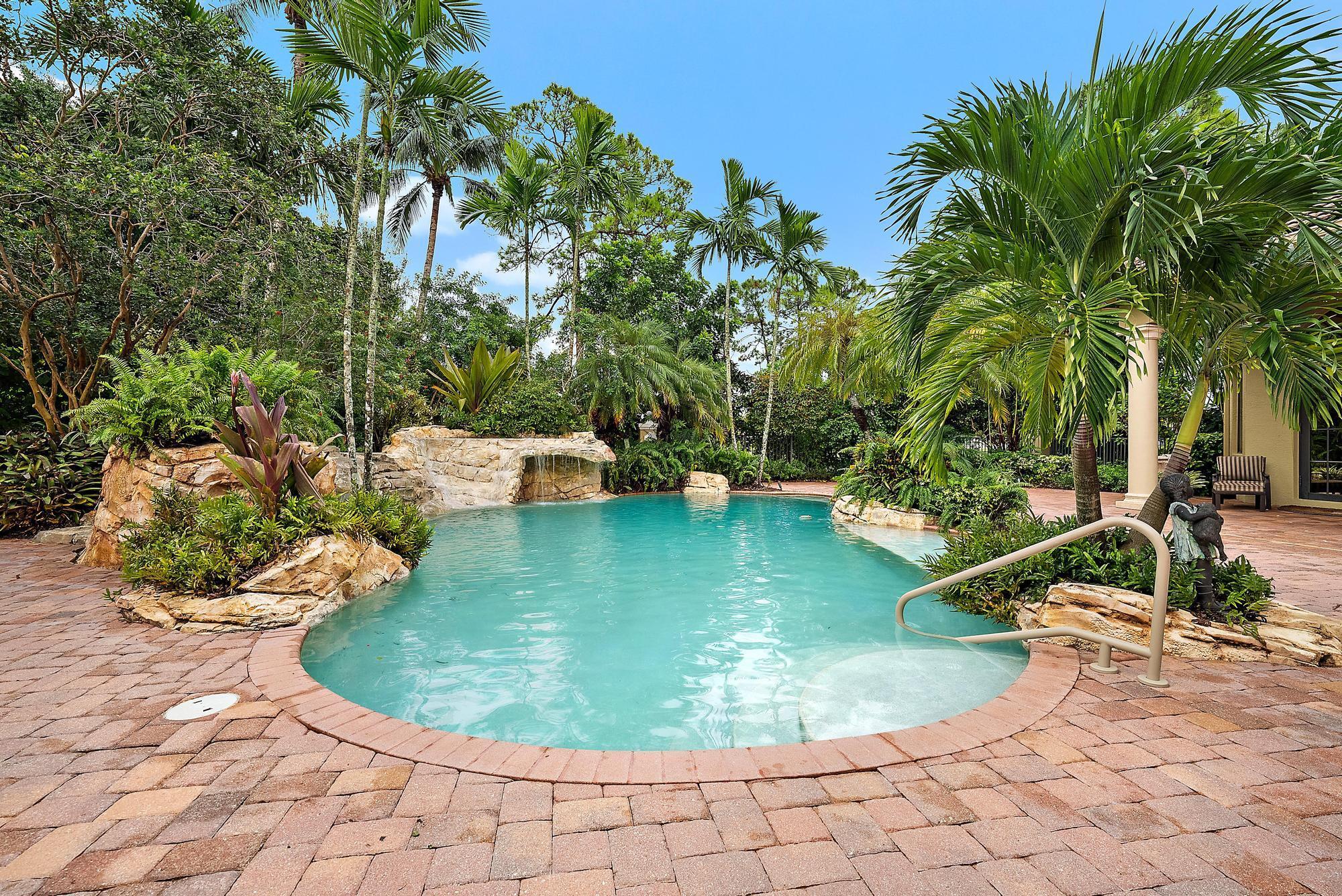 STONEWAL ESTATES - Residential