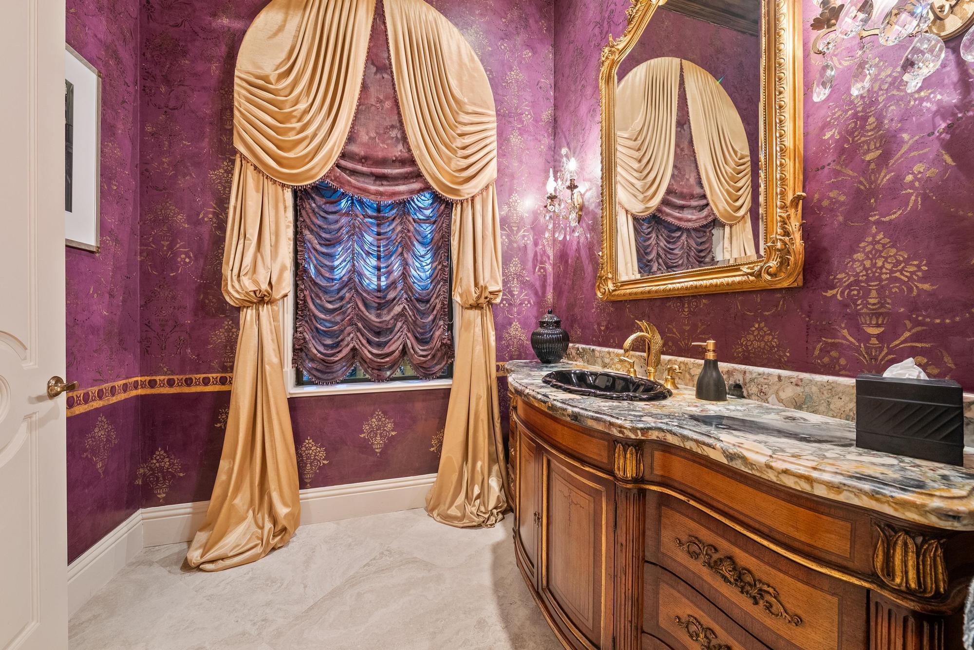 STONEWAL ESTATES - Residential