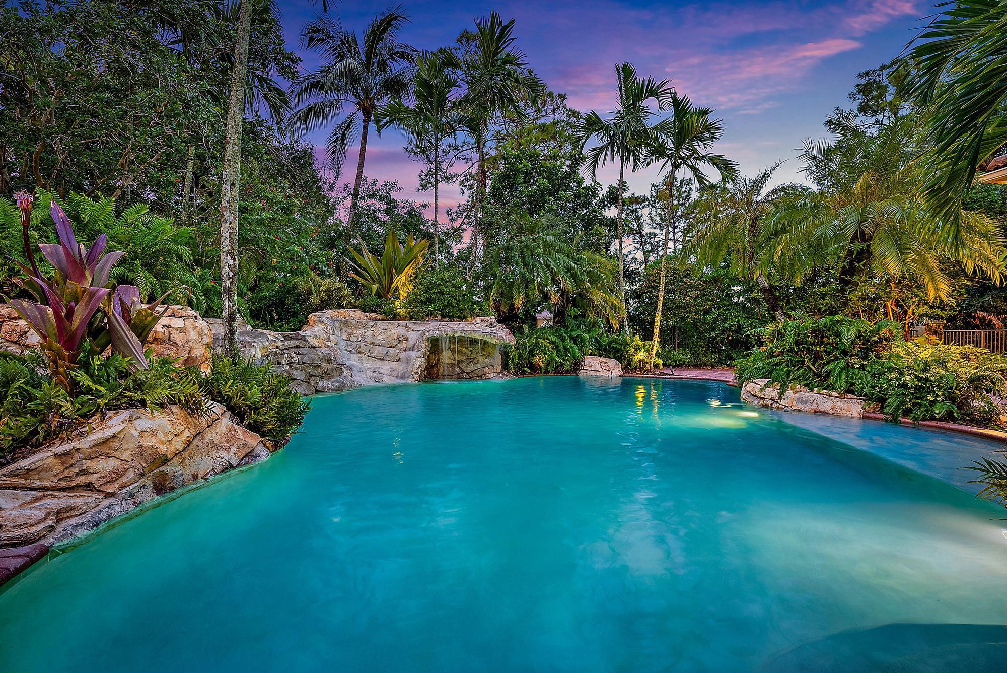 STONEWAL ESTATES - Residential