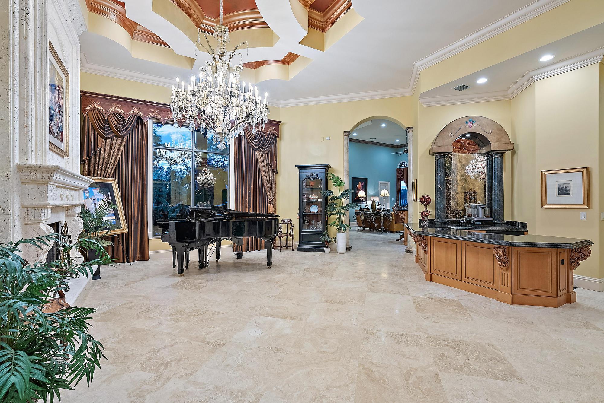 STONEWAL ESTATES - Residential