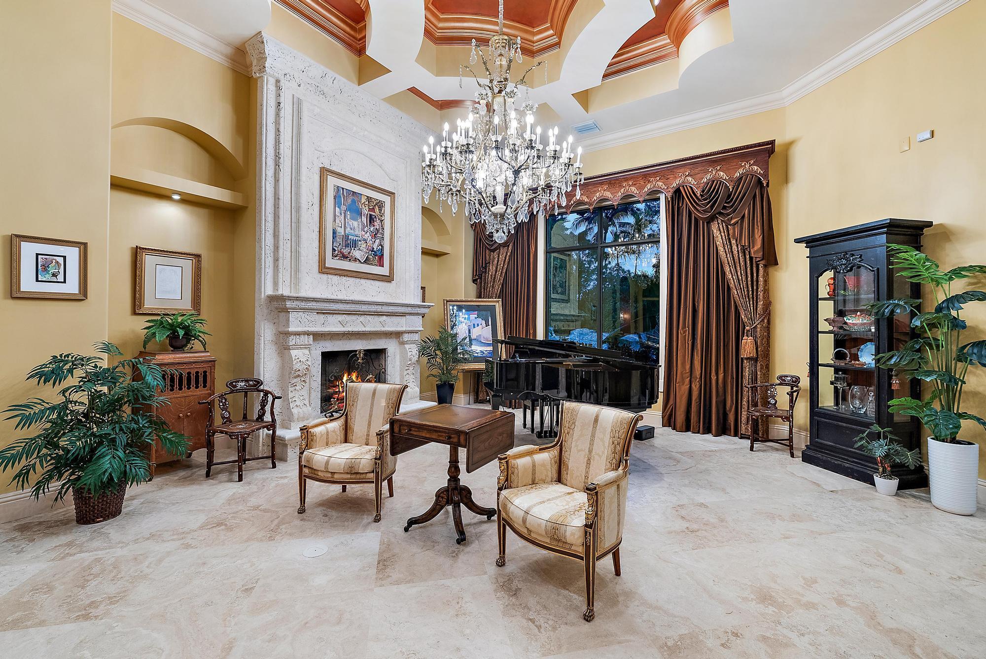 STONEWAL ESTATES - Residential