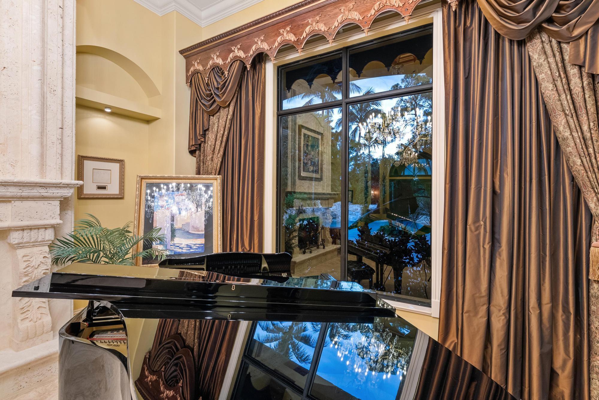 STONEWAL ESTATES - Residential