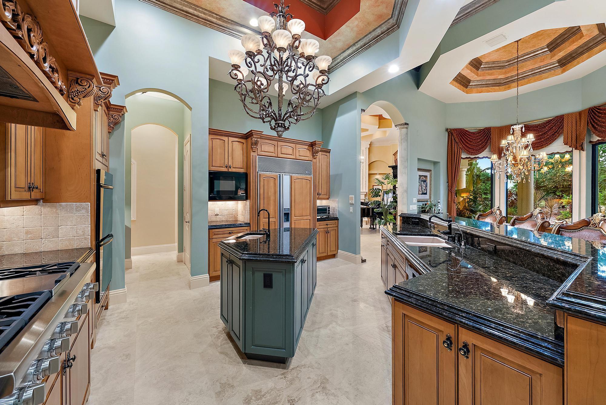 STONEWAL ESTATES - Residential