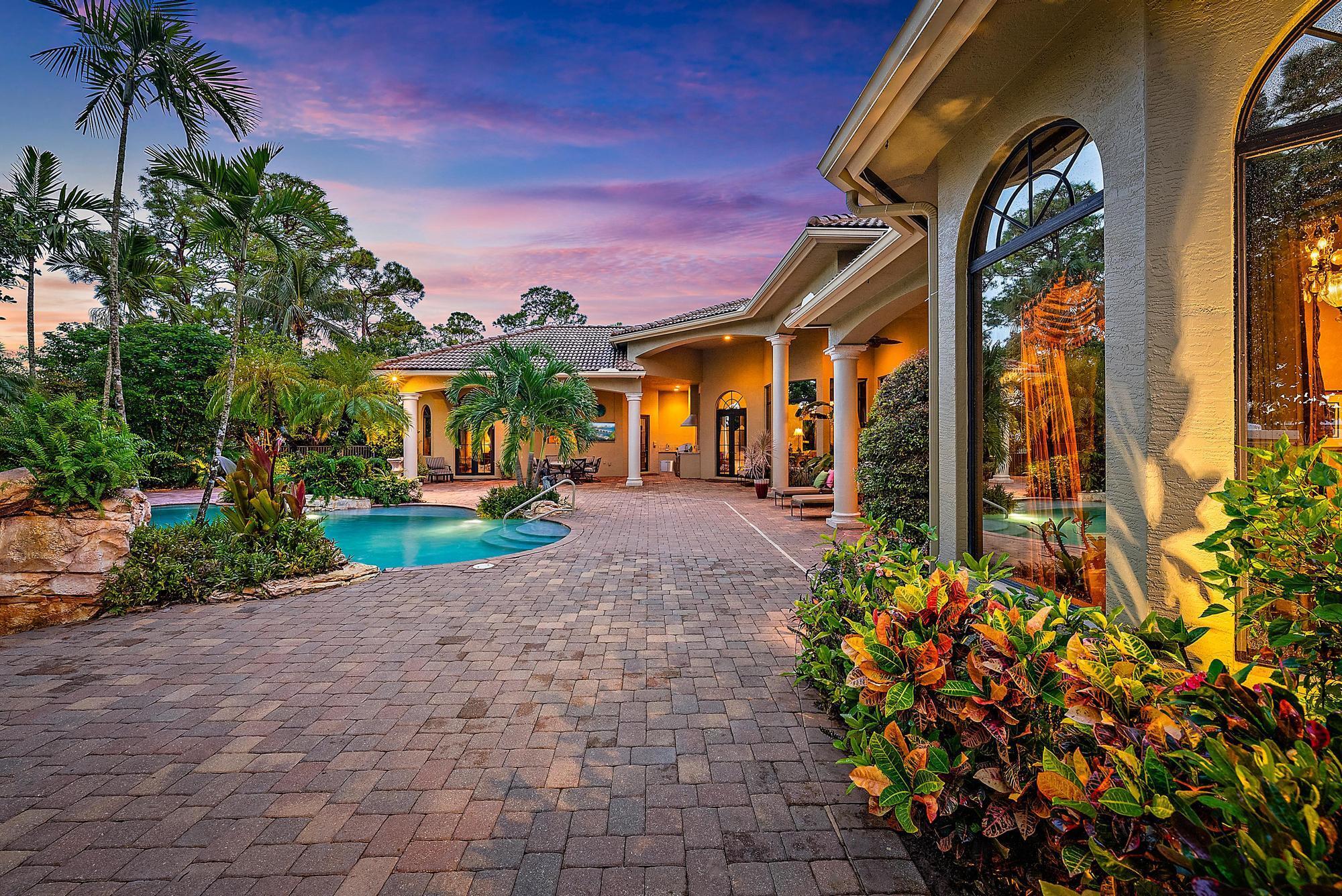 STONEWAL ESTATES - Residential