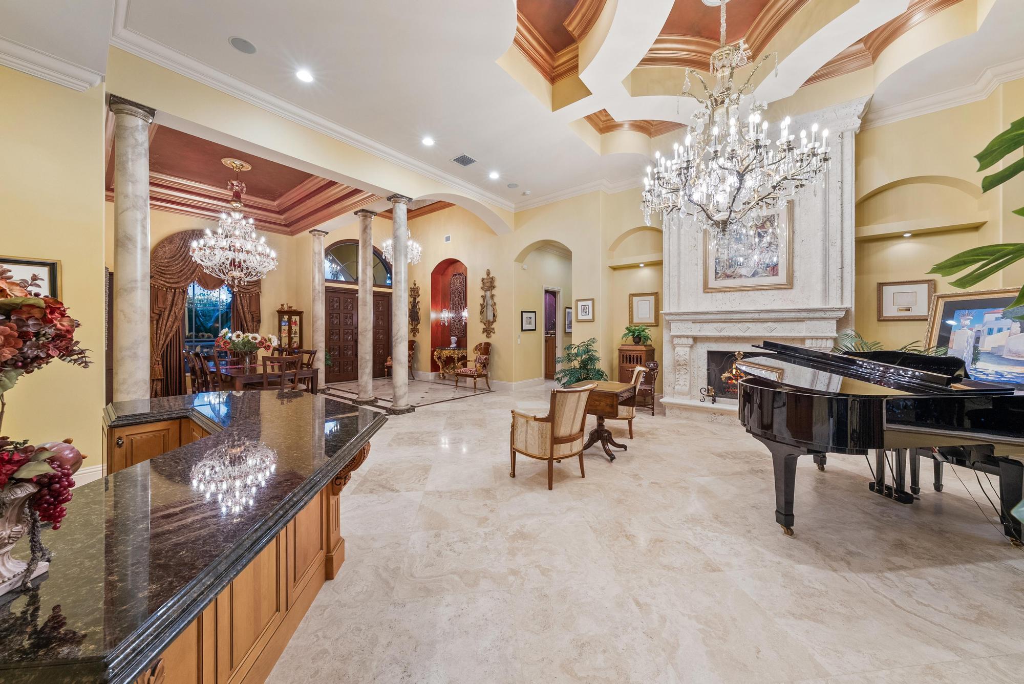 STONEWAL ESTATES - Residential