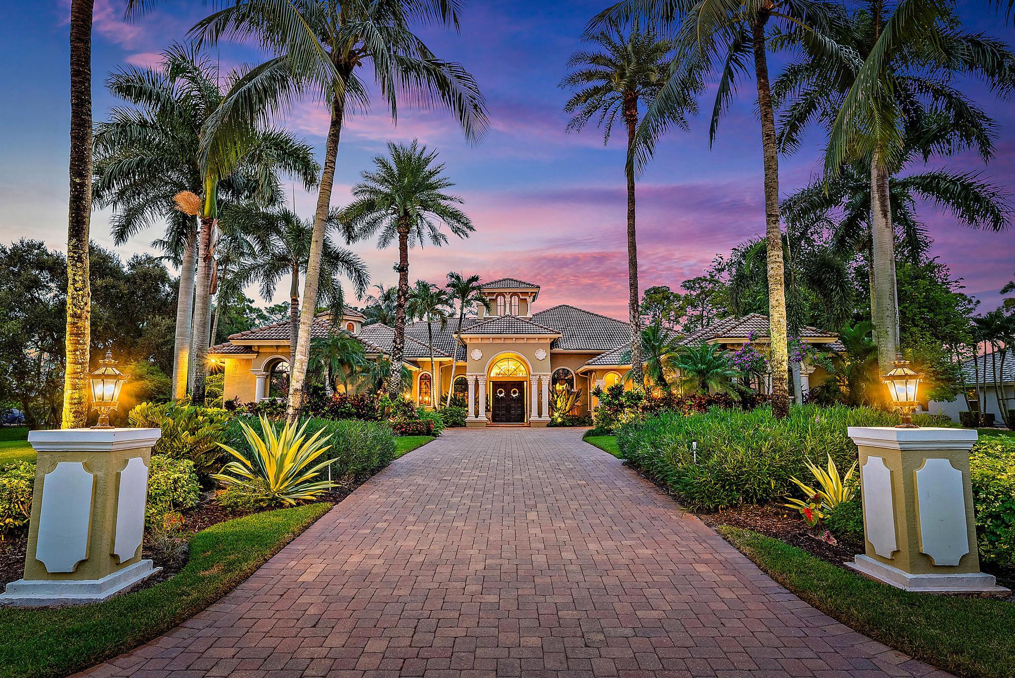 7730 Woodsmuir Drive