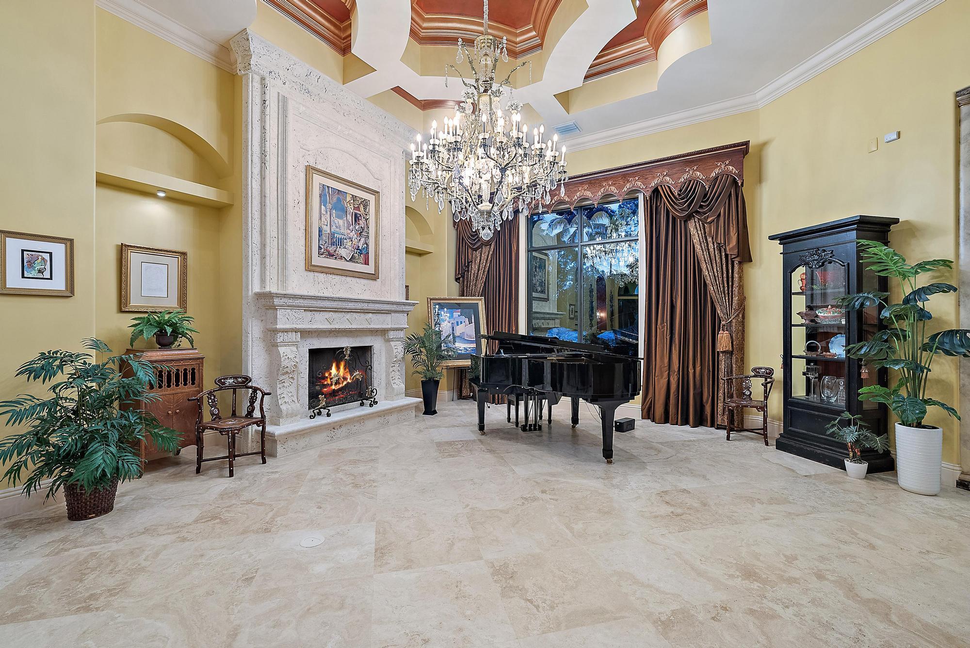 STONEWAL ESTATES - Residential