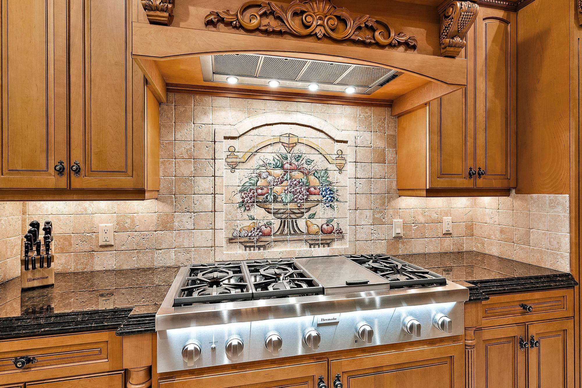 STONEWAL ESTATES - Residential