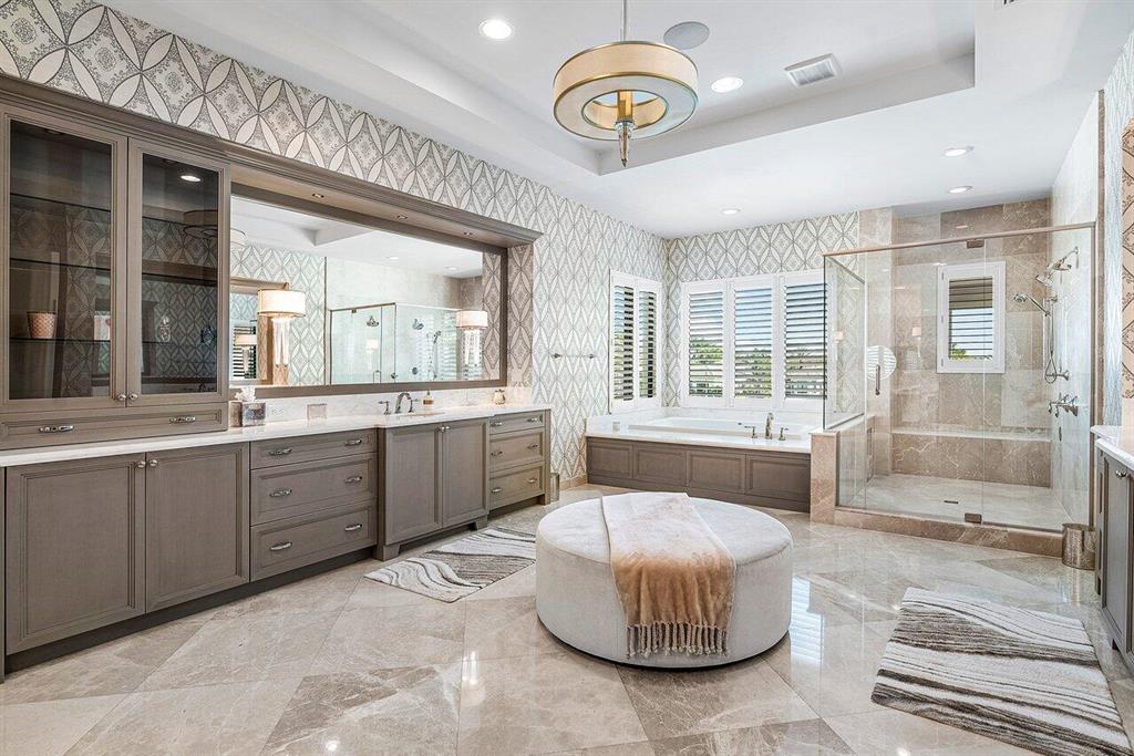 Seven Bridges - Residential