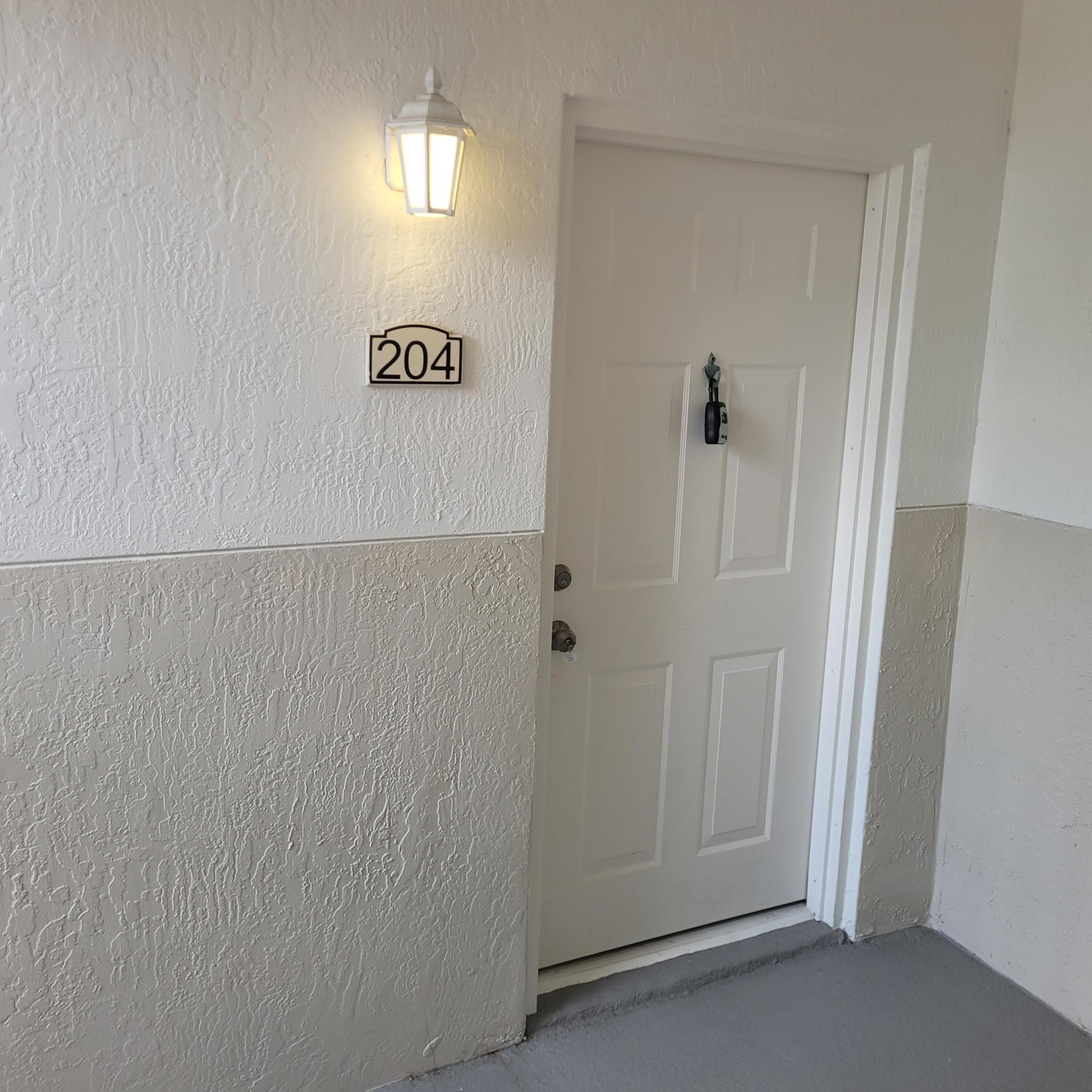 RESIDENCES AT LEGACY PLACE CONDO - Residential Lease