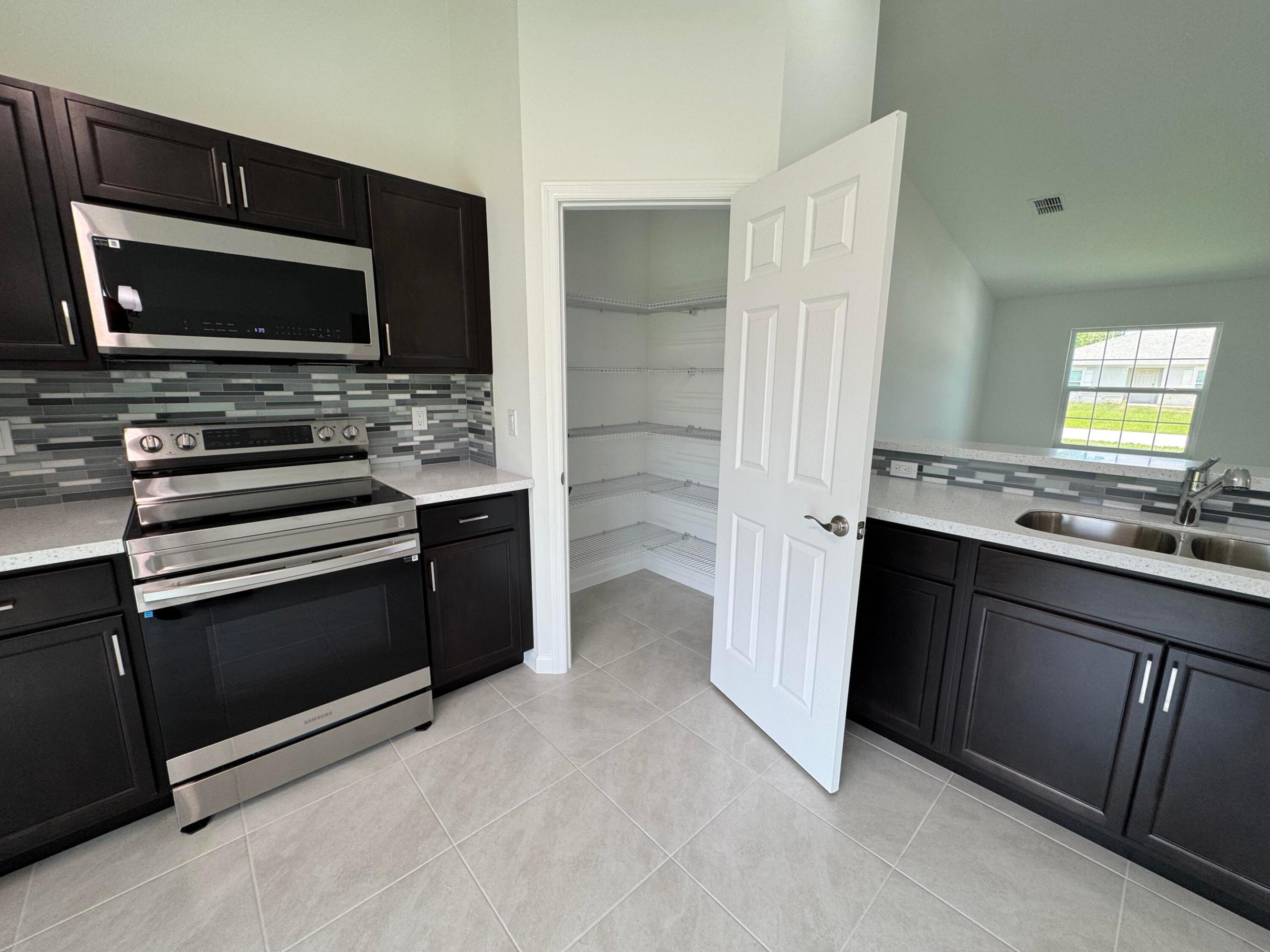 Port St Lucie Section 27 - Residential Lease
