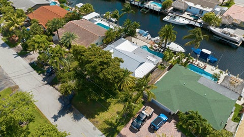 Tiny photo for 390 SE 12th Avenue, Pompano Beach, FL 33060 (MLS # B26037082)