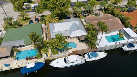 Tiny photo for 390 SE 12th Avenue, Pompano Beach, FL 33060 (MLS # B26037082)