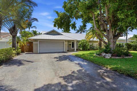 Tiny photo for 390 SE 12th Avenue, Pompano Beach, FL 33060 (MLS # B26037082)