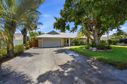Tiny photo for 390 SE 12th Avenue, Pompano Beach, FL 33060 (MLS # B26037082)