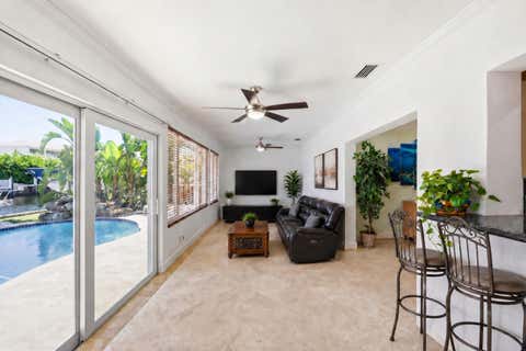 Tiny photo for 390 SE 12th Avenue, Pompano Beach, FL 33060 (MLS # B26037082)