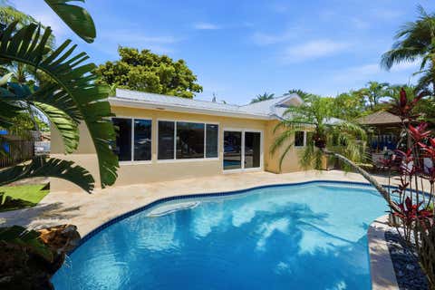 Tiny photo for 390 SE 12th Avenue, Pompano Beach, FL 33060 (MLS # B26037082)