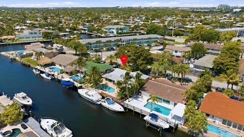 Tiny photo for 390 SE 12th Avenue, Pompano Beach, FL 33060 (MLS # B26037082)