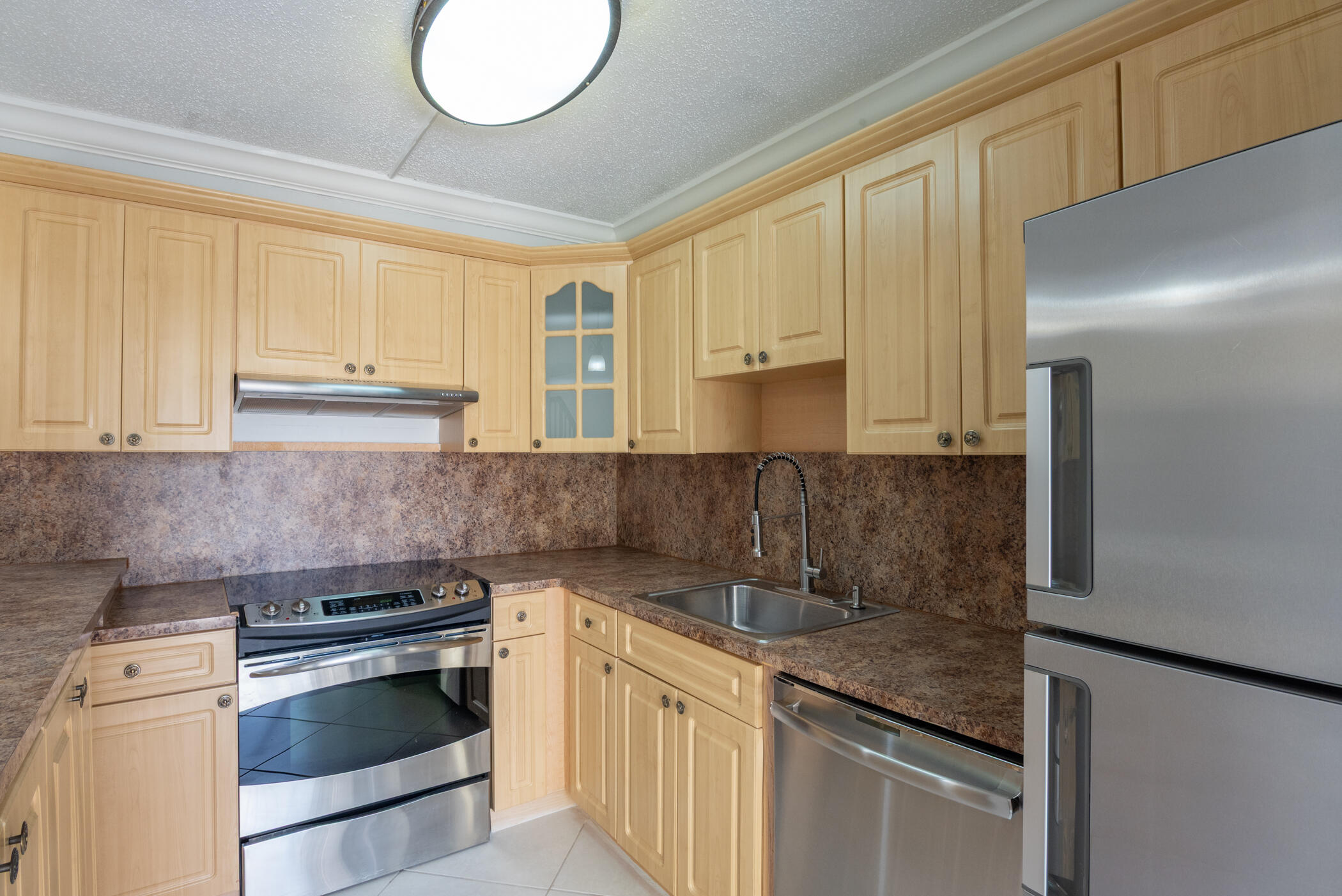 EMBASSY PARK CONDO - Residential Lease