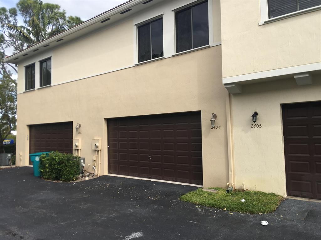 Photo of 2403 Venetian Way, Boynton Beach, FL 33426 (MLS # R10774957)