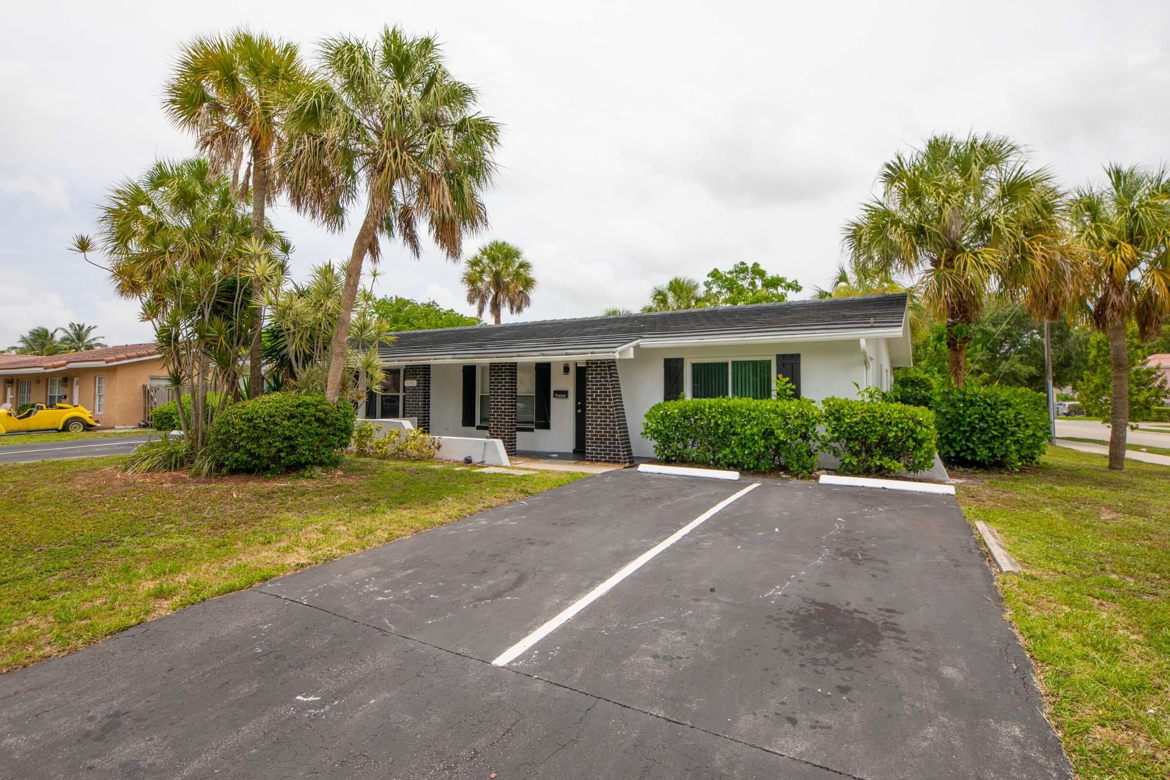 7546 NW 44th Court