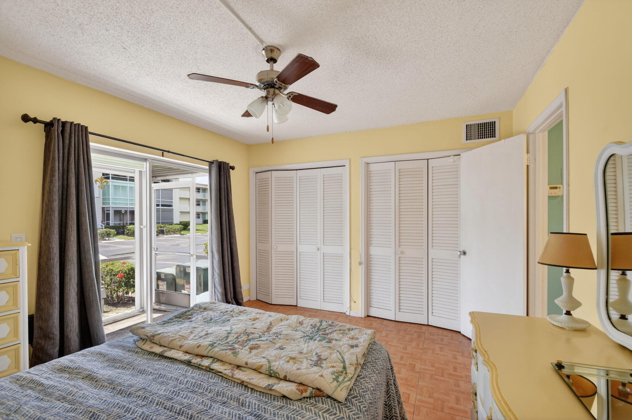 STERLING VILLAGE 370 CONDO - Residential