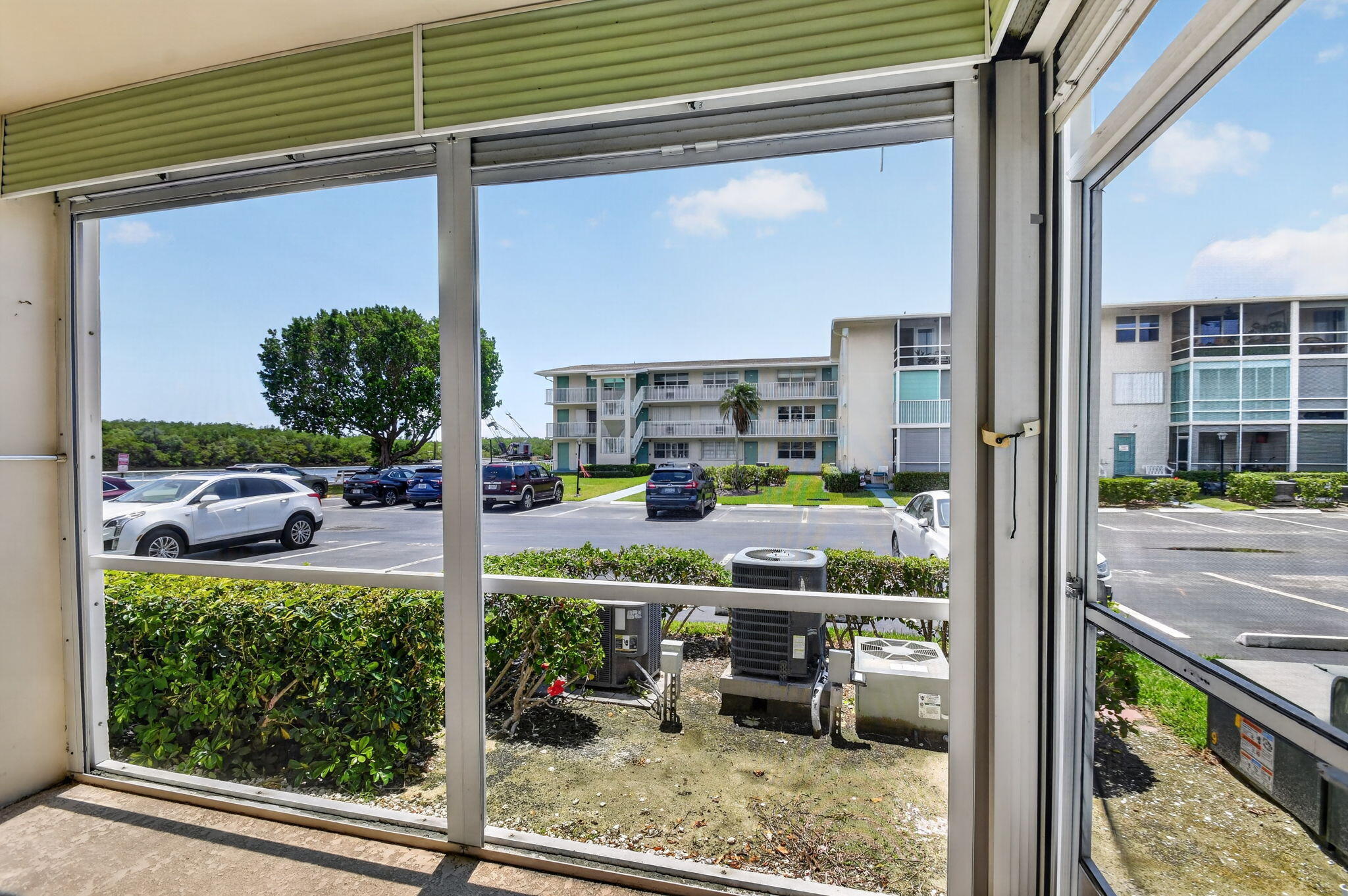 STERLING VILLAGE 370 CONDO - Residential