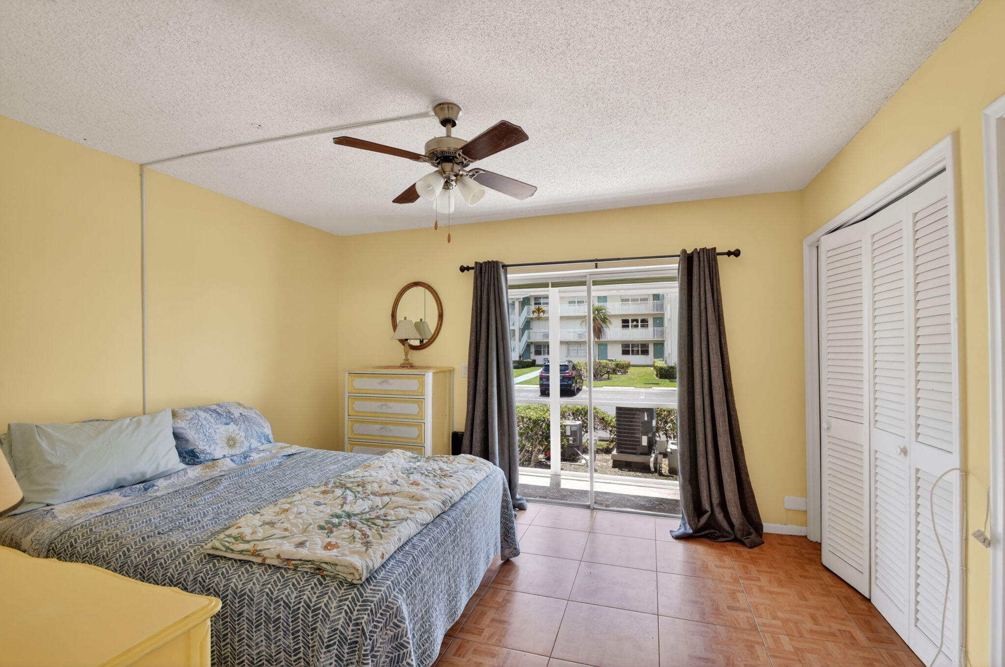 STERLING VILLAGE 370 CONDO - Residential