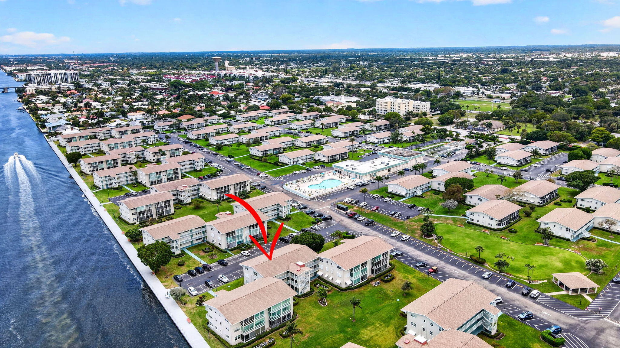 STERLING VILLAGE 370 CONDO - Residential