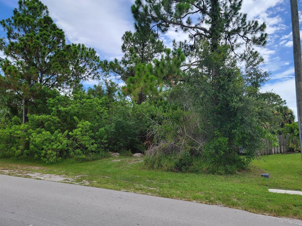 PORT ST LUCIE SECTION 23 - Land