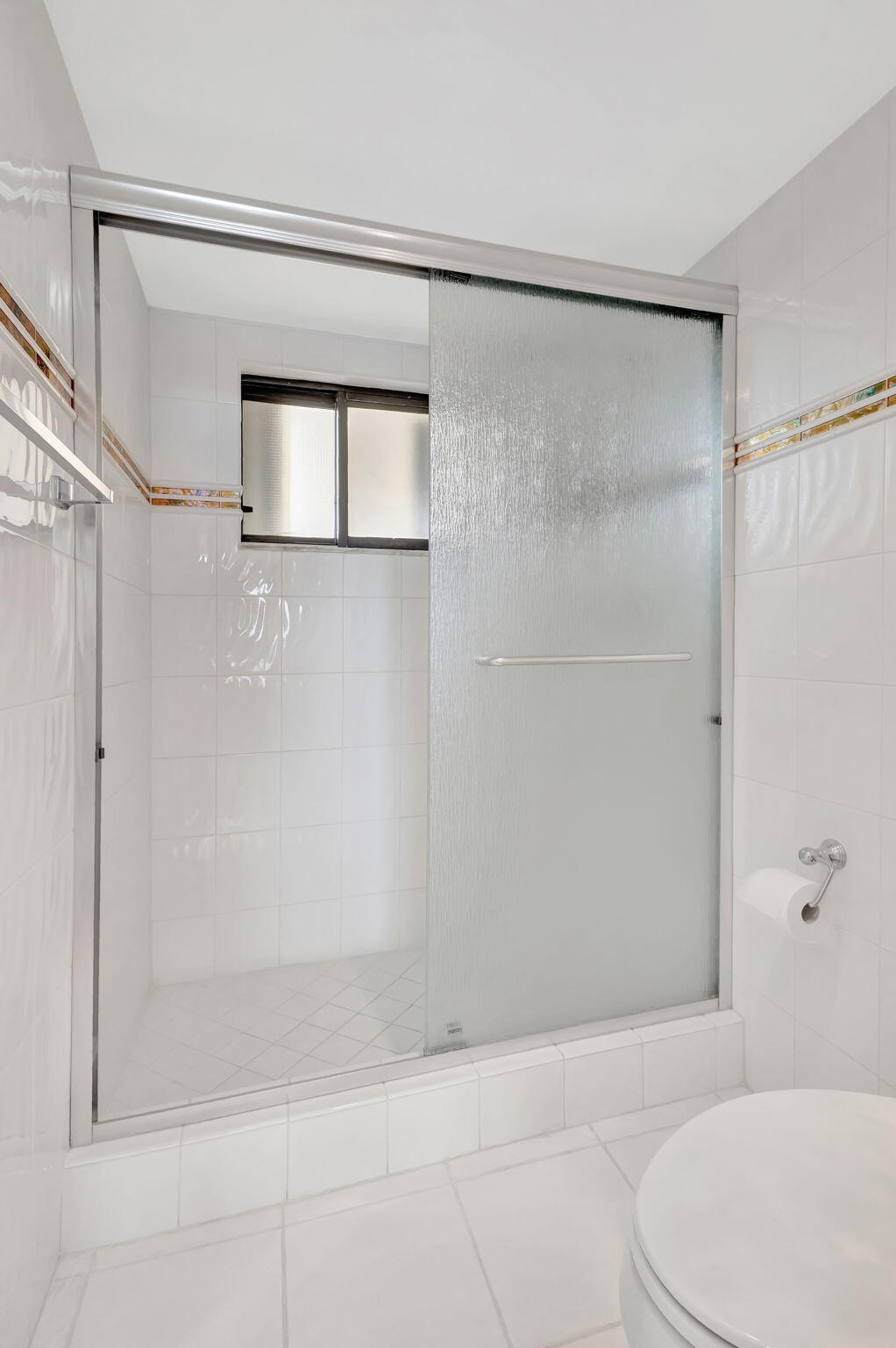 OCEAN TRAIL CONDO III - Residential Lease